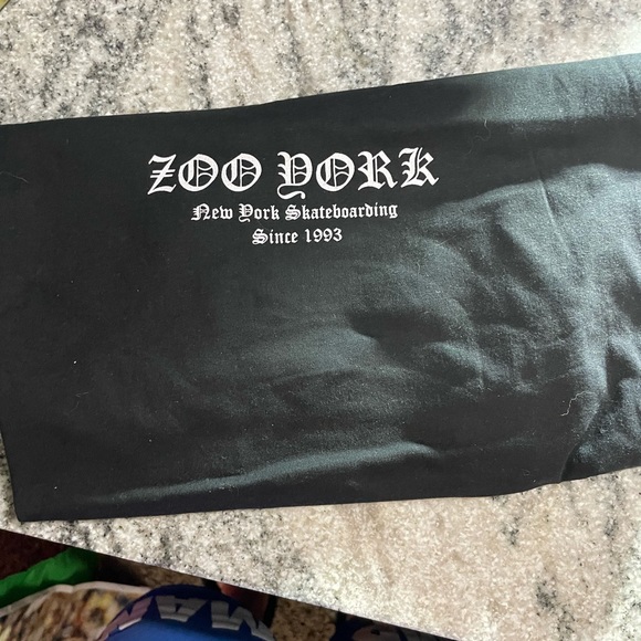 Zoo York tshirt - Picture 6 of 7